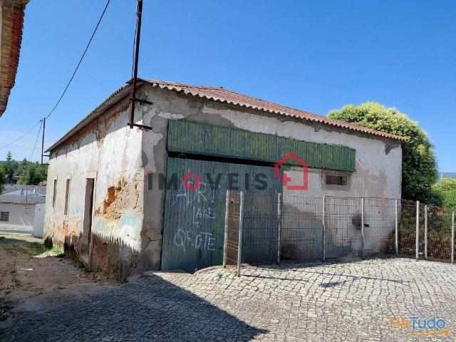 Armazém venda em Alcanena, Santarém