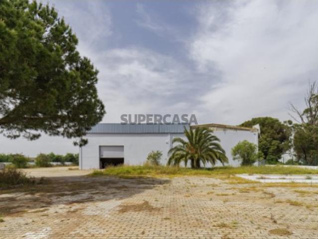 Armazém venda em Setúbal