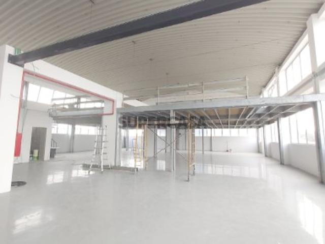 Armazém venda em Real Forte, Santiago Dos Velhos