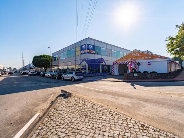 Armazém alugar em Vila Do Conde, Porto