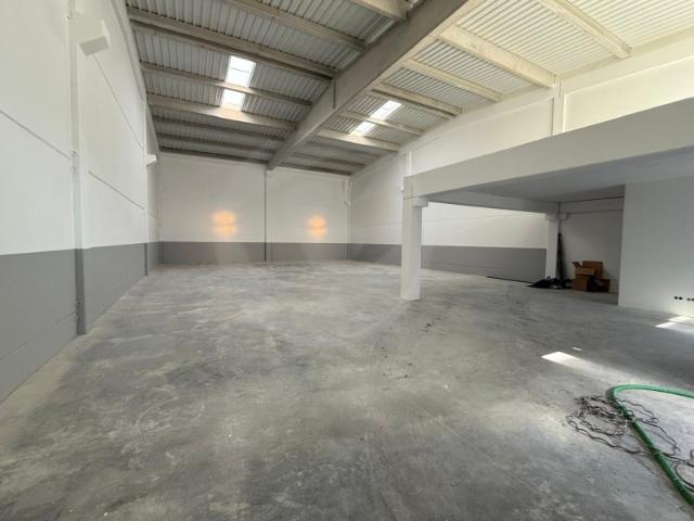 Armazém alugar em A Ver-o-mar, Porto