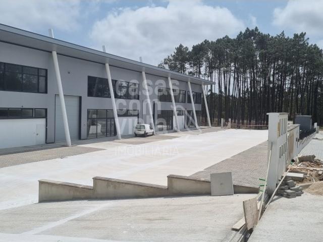 Armazém venda em Arnal, Leiria
