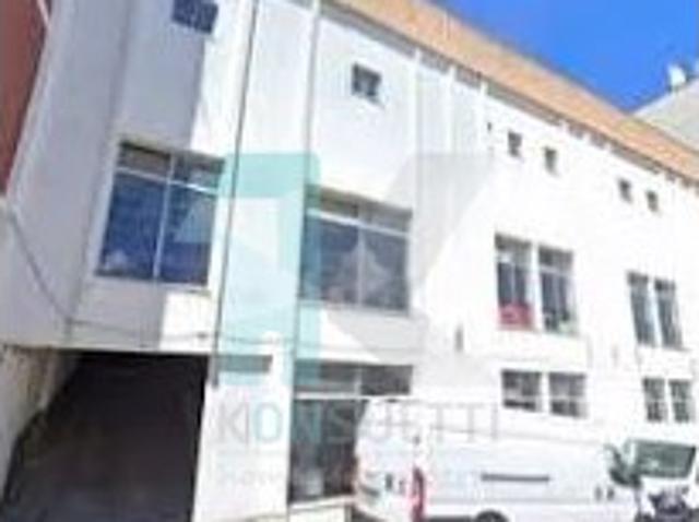 Armazém venda em Seixal, Amora