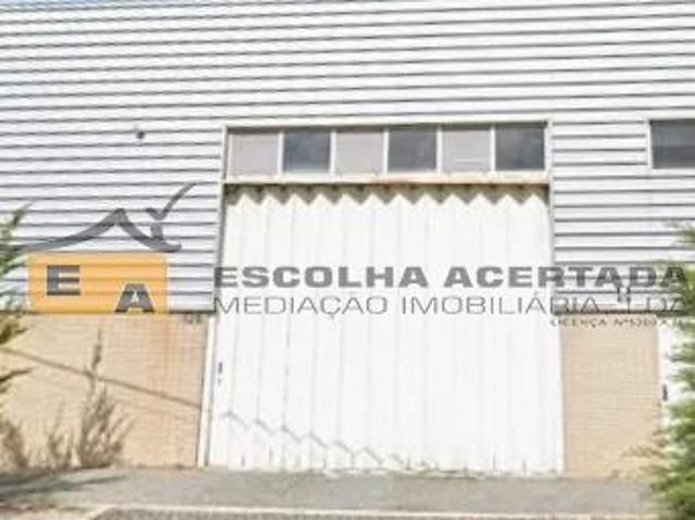 Armazém alugar em Lameira, Vila do Conde
