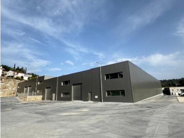 Armazém alugar em Minhoteira, Gavião