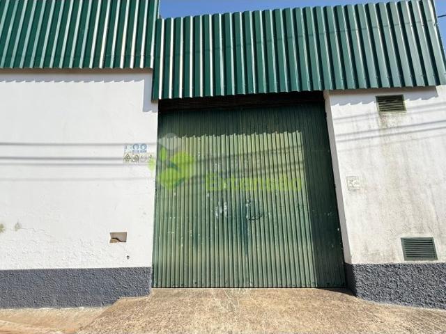 Armazém alugar em Cadaval, Peral