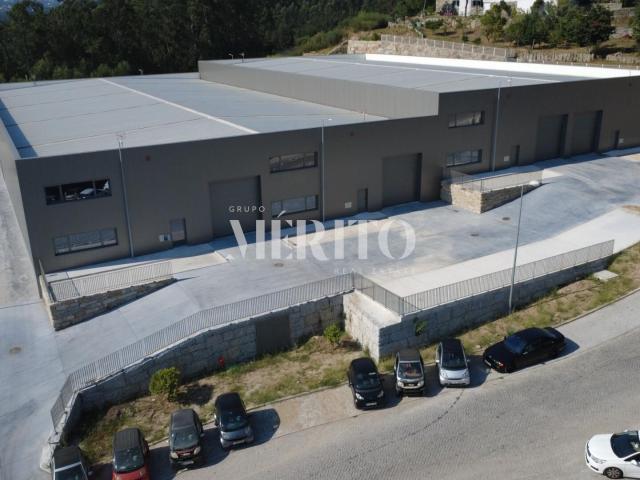 Armazém alugar em Altinho, Gavião