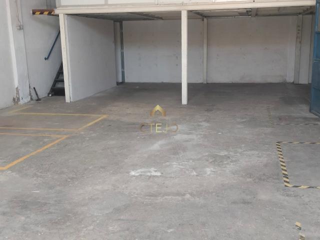 Loja alugar em Santiago Dos Velhos, Lisboa