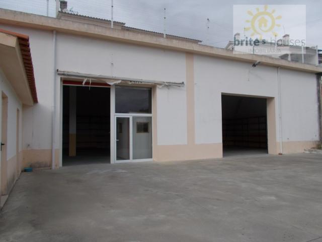 Armazém alugar em Casal dos Peixinhos, Tomar
