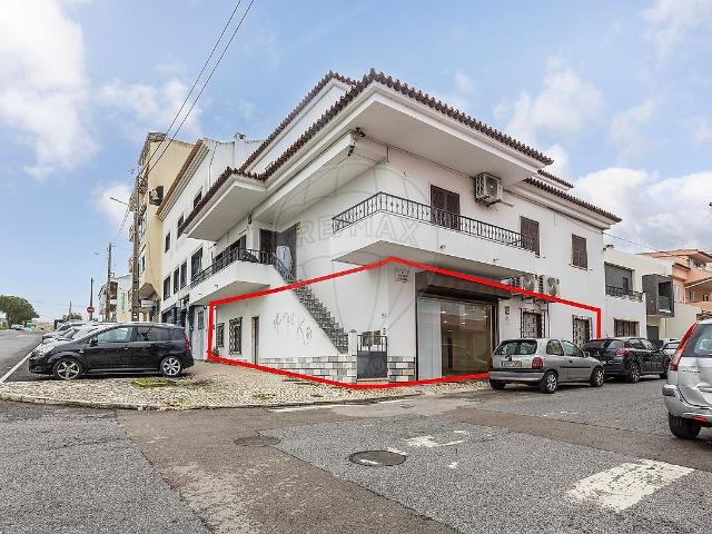 Armazém alugar em Pontinha e Famões, Odivelas