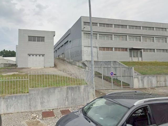Armazém alugar em Aveiro, Travessas