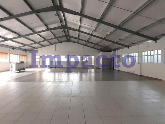 Armazém alugar em Aveiro