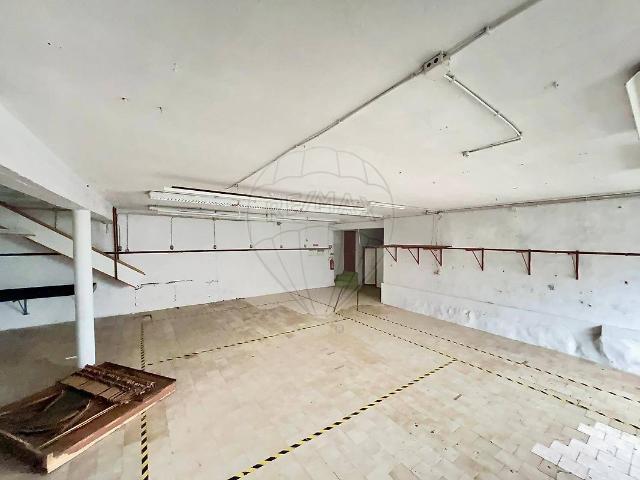 Armazém alugar em Recezinhos (São Mamede), Penafiel