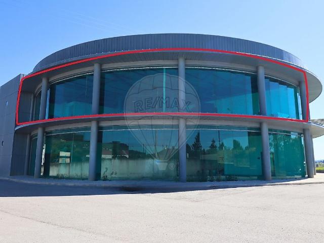 Armazém alugar em Tortosendo, Covilhã