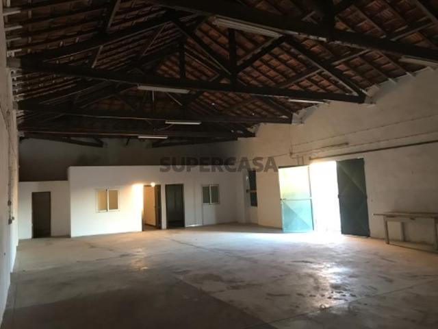 Armazém venda em Cabeço da Câmara, Loulé
