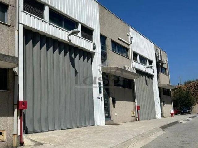 Armazém venda em Valongo, Porto