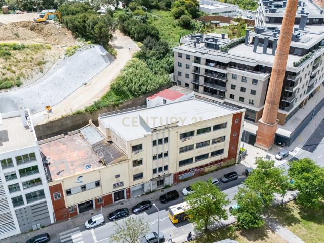 Loja venda em Urbanização Real Forte, Santiago Dos Velhos