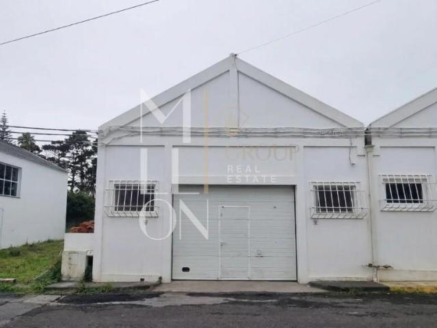 Armazém venda em Açores, Feteira