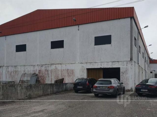 Armazém venda em Juncal, Porto De Mós