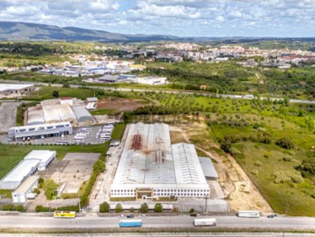 Armazém venda em Torres Novas, Santarém