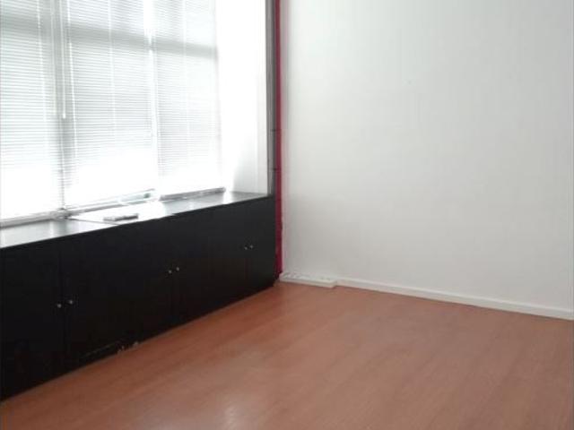 Armazém alugar em Porto