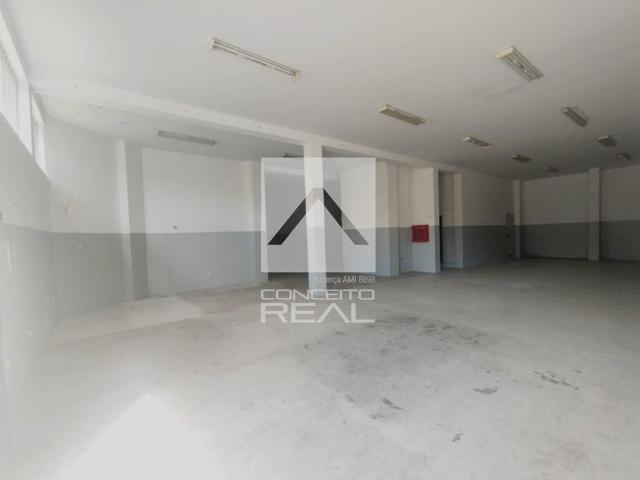 Armazém alugar em Bitarães, Porto