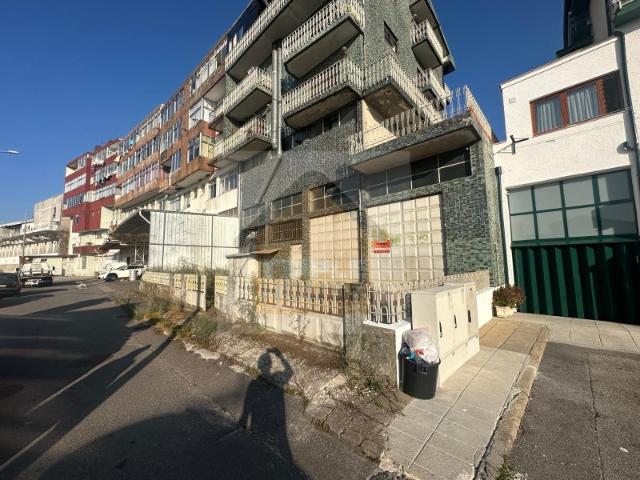 Armazém alugar em Santiago de Subarrifana, Penafiel