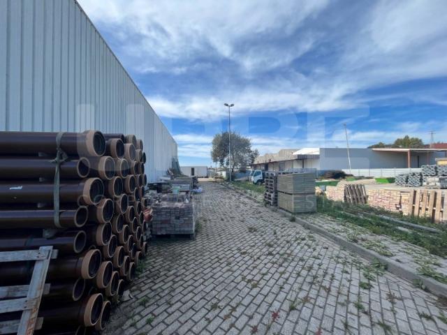 Armazém alugar em Matosinhos, Freixieiro