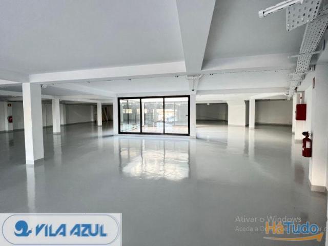 Armazém alugar em Porto