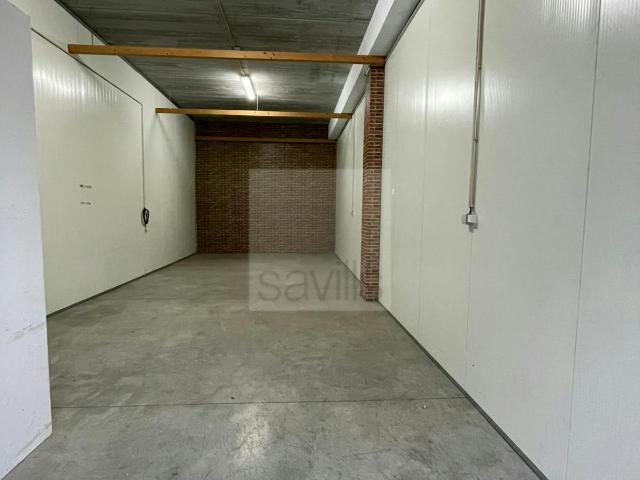 Armazém alugar em Maia, Gueifães