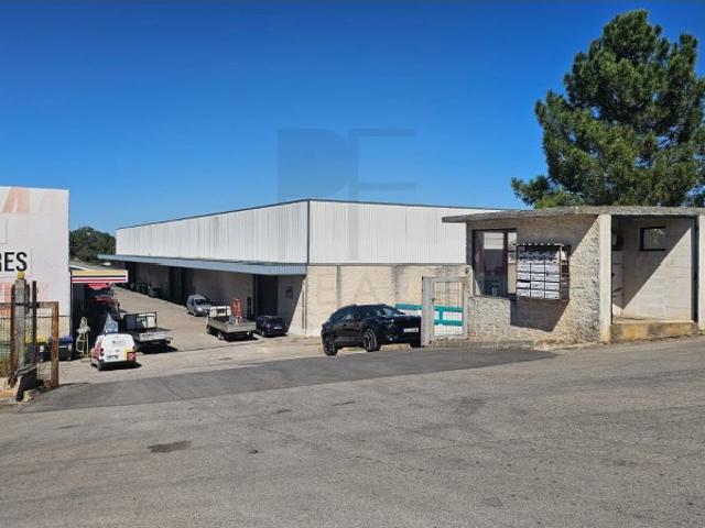 Armazém alugar em Palmela, Setúbal