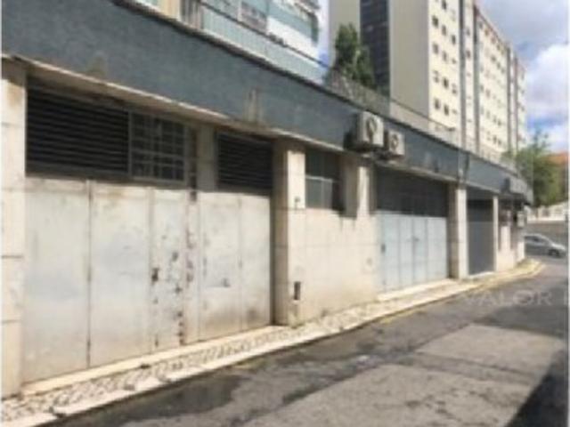 Armazém venda em Lisboa