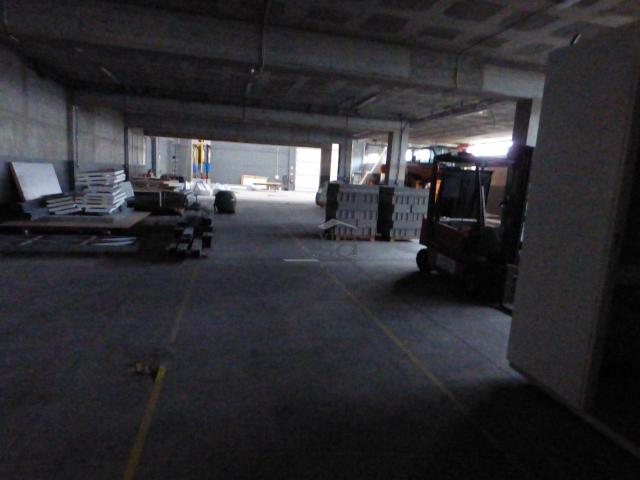 Armazém alugar em Vila Nova De Gaia, Porto