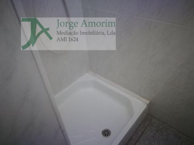 Armazém alugar em Vila Nova De Gaia, Porto