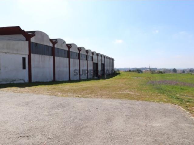 Armazém venda em Santa Maria Da Feira, Aveiro