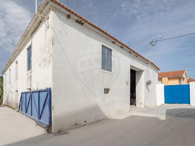 Armazém venda em Bairro Solcasa, Santiago Dos Velhos