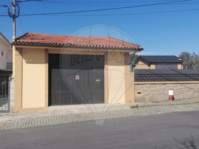 Armazém alugar em Santa Maria Da Feira, Barroso