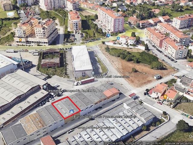 Armazém alugar em Mem Martins, Sintra
