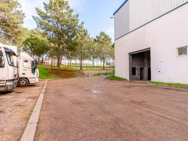 Armazém alugar em Seixal, Casal de Santo António