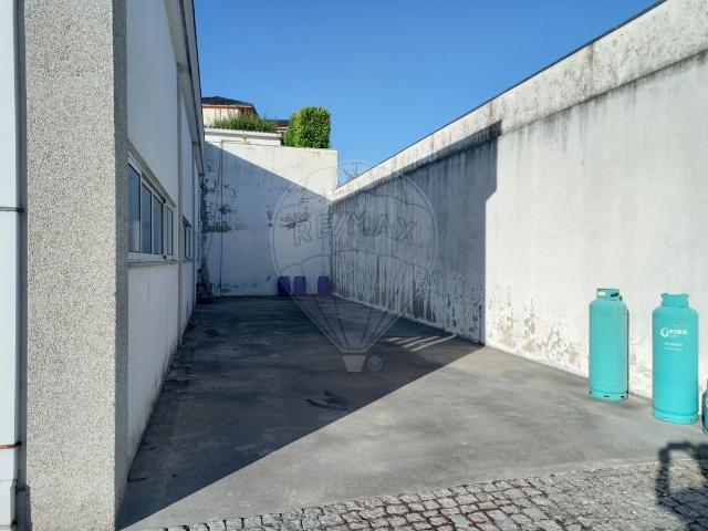 Armazém venda em Marco De Canaveses