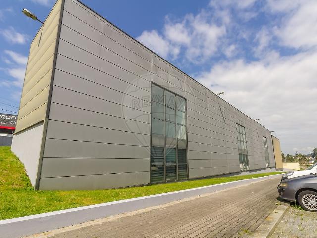 Armazém alugar em Lameira, Vila Do Conde