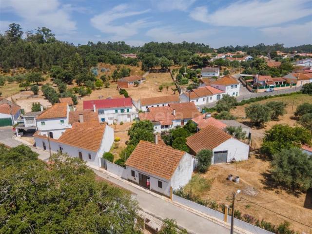 Armazém venda em Rio Maior, Santarém