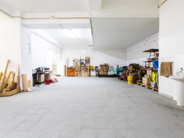 Armazém venda em Campo de Ourique, Lisboa