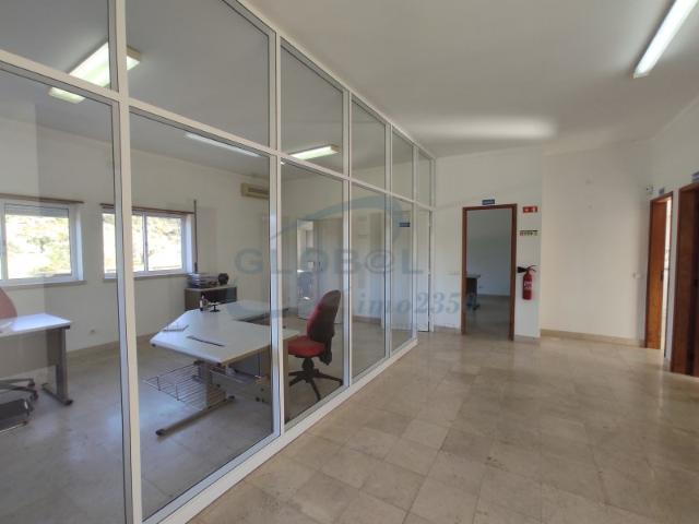 Armazém alugar em Alcanena, Santarém