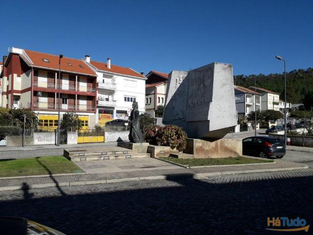 Armazém venda em Vila Flor, Bragança