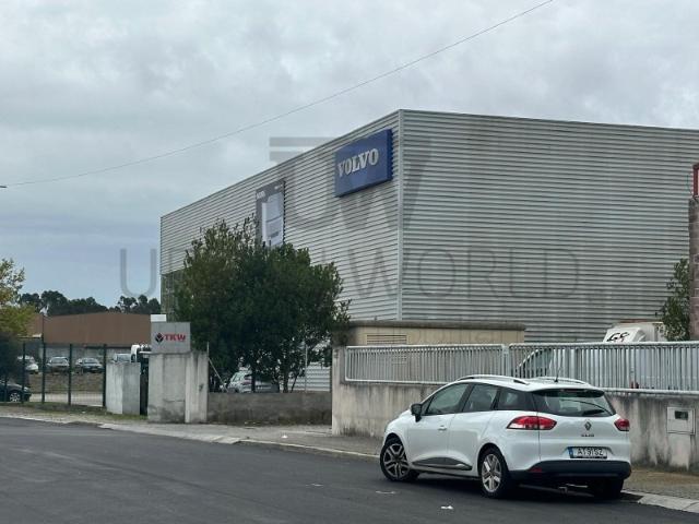 Armazém alugar em Vila Nova da Telha, Vila Nova Da Telha