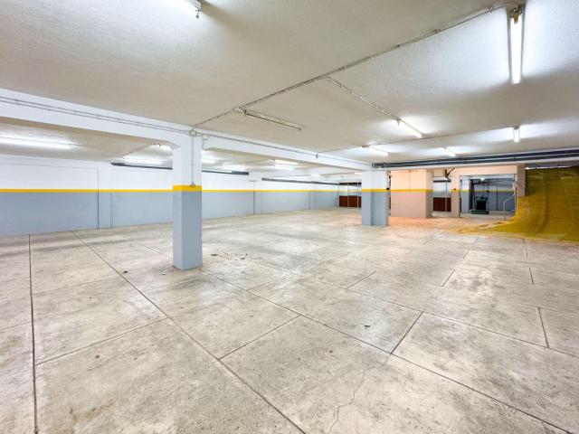 Armazém alugar em Mafamude, Vila Nova De Gaia