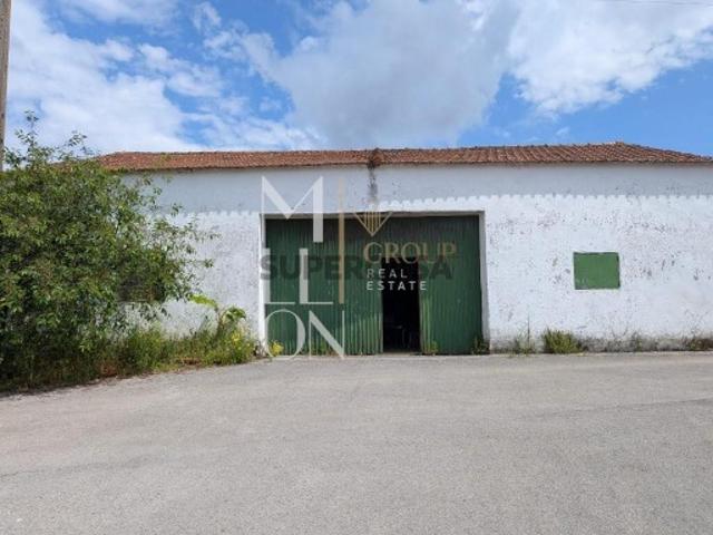Armazém venda em Casal da Achada, Caldas Da Rainha