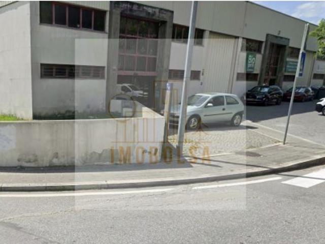 Armazém alugar em Maia, Porto