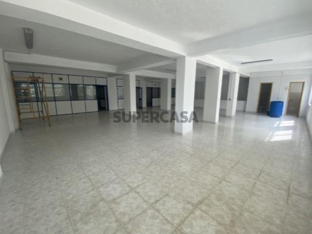 Armazém venda em Seixal, Amora